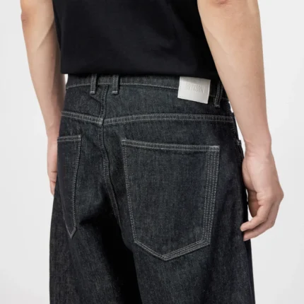 Tapered Jeans in Raw Denim Look g